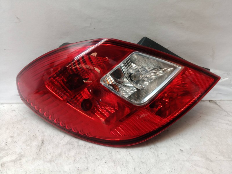 Recambio de piloto trasero izquierdo para opel corsa d enjoy referencia OEM IAM 13188047 13188047 89038958