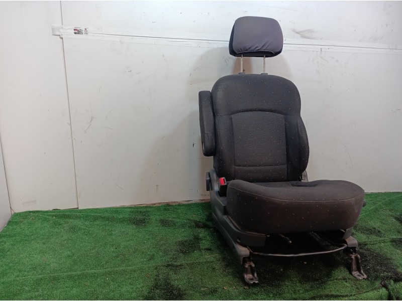 Recambio de asiento delantero izquierdo para hyundai trajet (fo) 2.0 gls referencia OEM IAM   