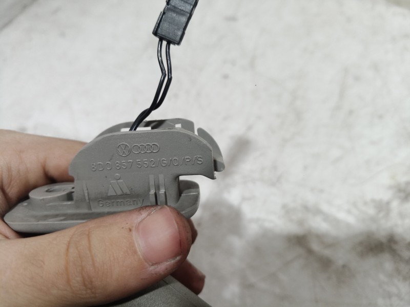 Recambio de parasol derecho para audi a3 (8l) 1.9 tdi ambiente referencia OEM IAM 8D0857552GQPS 8D0857552GQPS 8D0857552GQPS