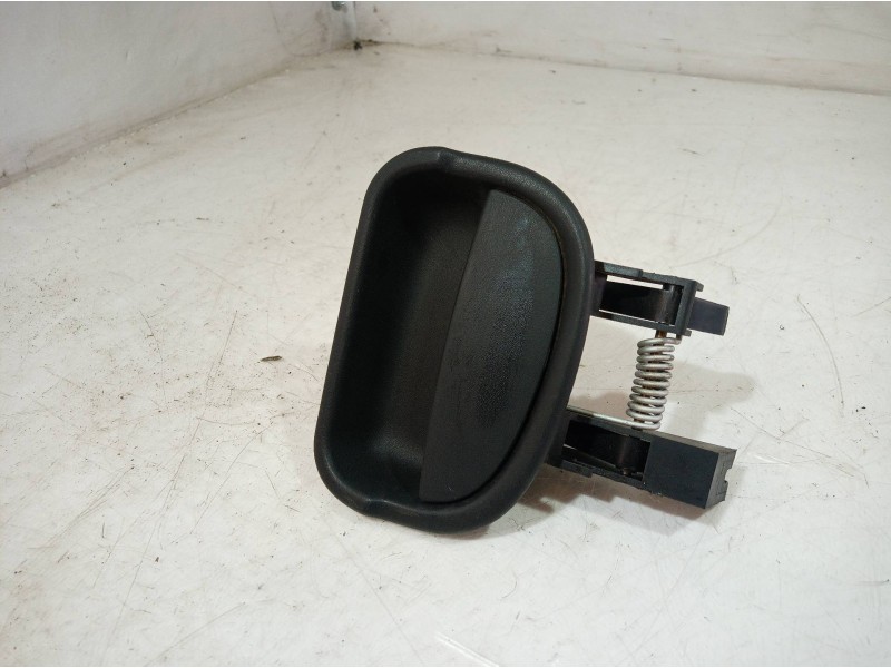Recambio de maneta interior lateral izquierda para renault kangoo referencia OEM IAM 7700354531 7700354531 7700354531