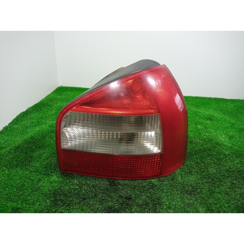 Recambio de piloto trasero derecho para audi a3 (8l) 1.9 tdi ambiente referencia OEM IAM 8L0945096B05S 8L0945096B05S 8L0945096