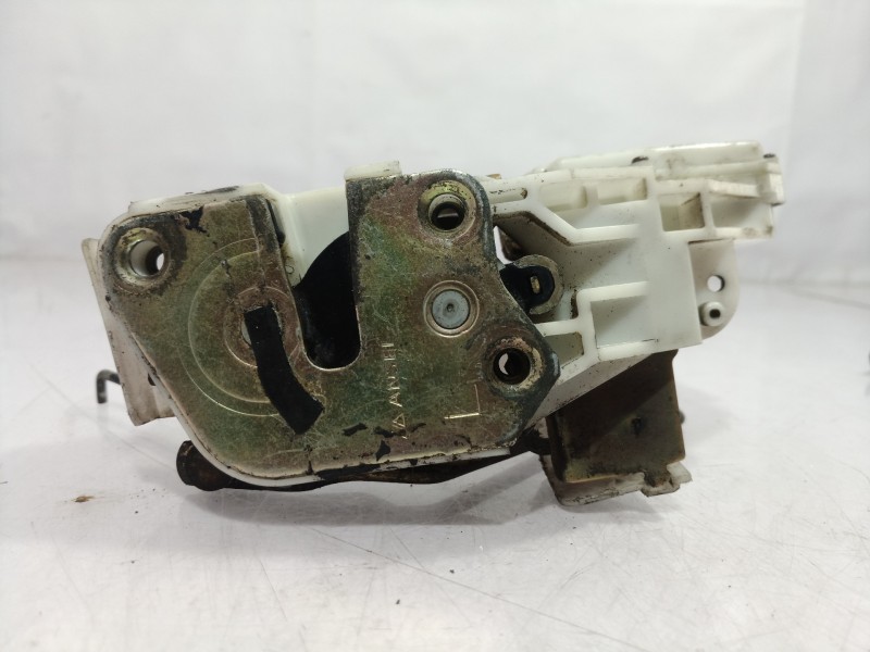 Recambio de cerradura puerta delantera izquierda para mitsubishi eclipse (d20) referencia OEM IAM   