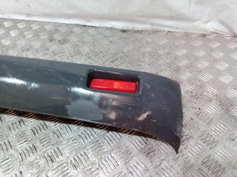 Recambio de moldura para renault trafic caja cerrada (ab 4.01) doble cabina l1h1 2,7t referencia OEM IAM   
