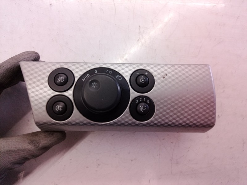 Recambio de mando luces para opel astra gtc sport referencia OEM IAM 13100124 13100124 LK04063000