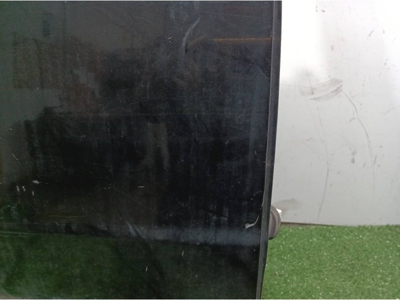 Recambio de puerta trasera derecha para ssangyong kyron 200 xdi 2wd referencia OEM IAM 5PUERTAS 5 PUERTAS 5 PUERTAS