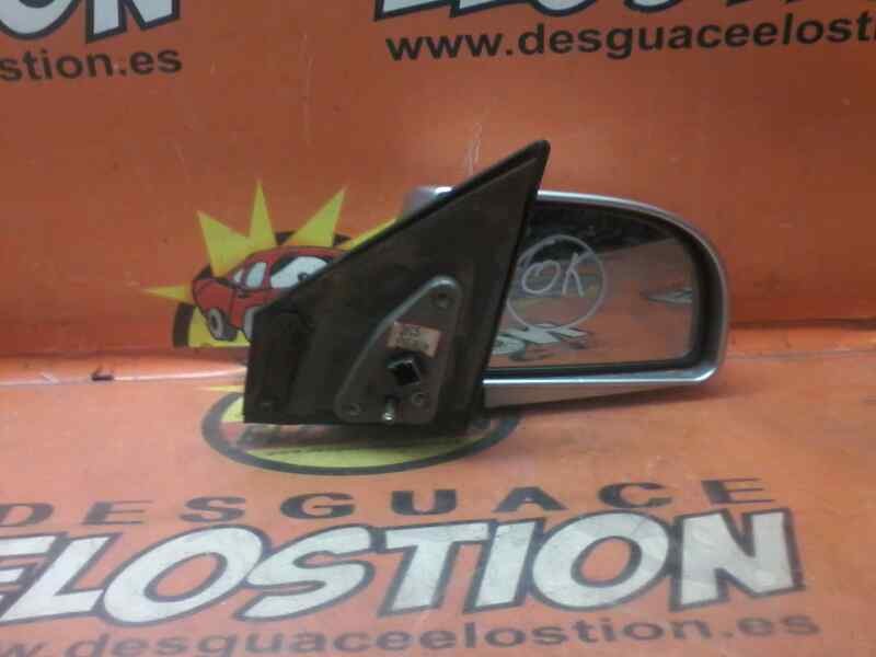Recambio de retrovisor derecho para kia carens 2.0 turbodiesel cat referencia OEM IAM   