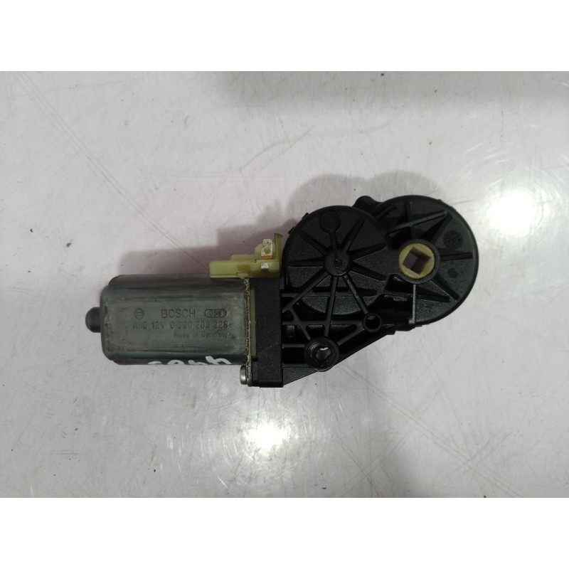 Recambio de motor techo electrico para peugeot 307 cc (s1) 1.6 referencia OEM IAM 0390203228 0390203228 0390203228