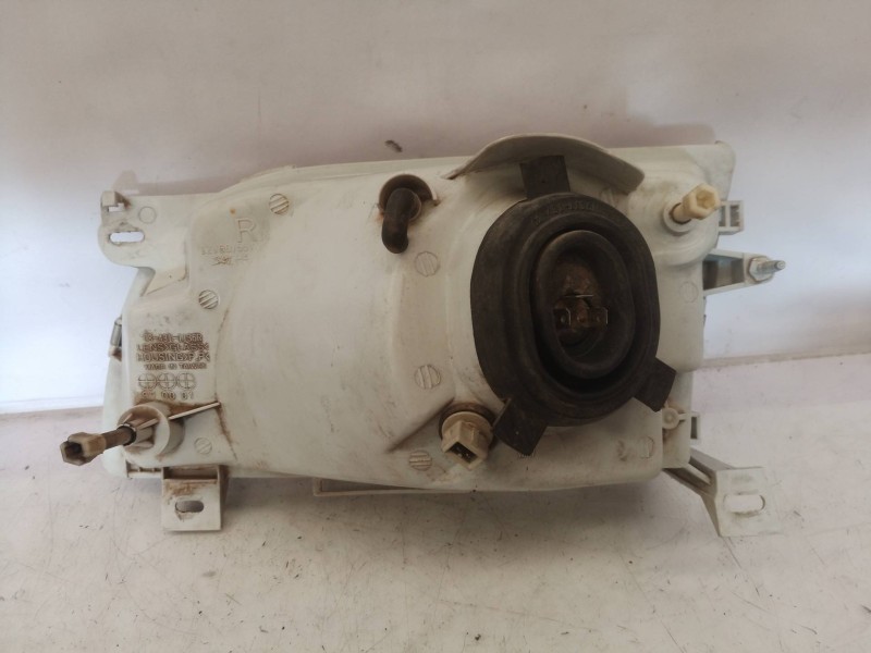 Recambio de faro derecho para ford transit, combi 1995 2.5 diesel referencia OEM IAM 4311136R 4311136R 084311136R