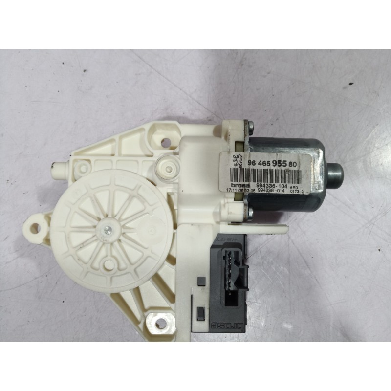 Recambio de motor elevalunas trasero derecho para peugeot 407 st confort referencia OEM IAM 0130822200 0130822200 0130822200