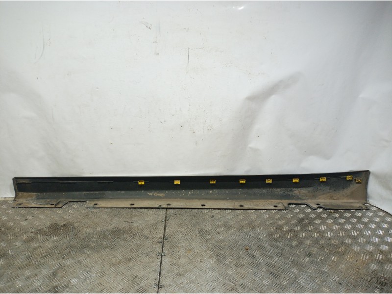 Recambio de faldon lateral para bmw serie 3 touring (e91) 318d referencia OEM IAM   