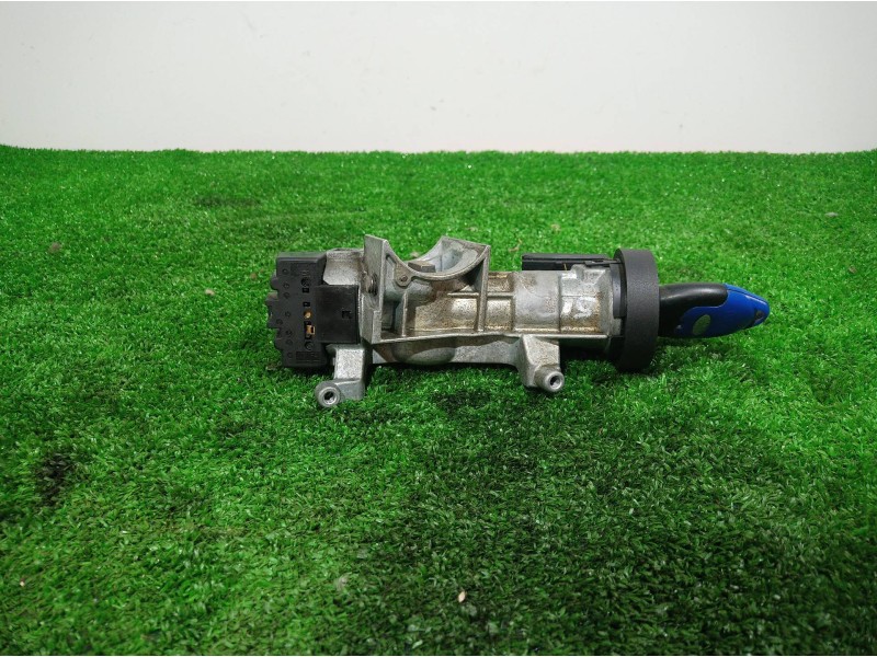 Recambio de conmutador de arranque para ford fiesta (cbk) ambiente referencia OEM IAM 3M5T11572 3M5T11572 3M5T11572