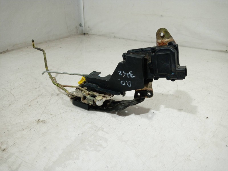 Recambio de cerradura puerta delantera derecha para hyundai accent (lc) gls referencia OEM IAM 95748 95748 95748