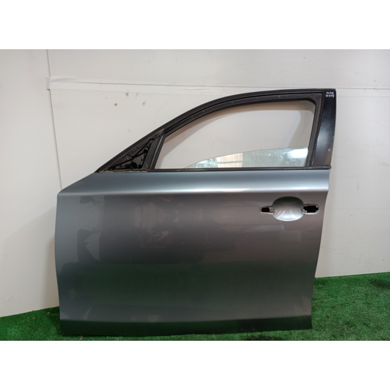 Recambio de puerta delantera izquierda para bmw serie 1 berlina (e81/e87) 118d referencia OEM IAM   