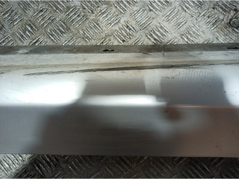Recambio de faldon lateral para bmw serie 3 touring (e91) 318d referencia OEM IAM   
