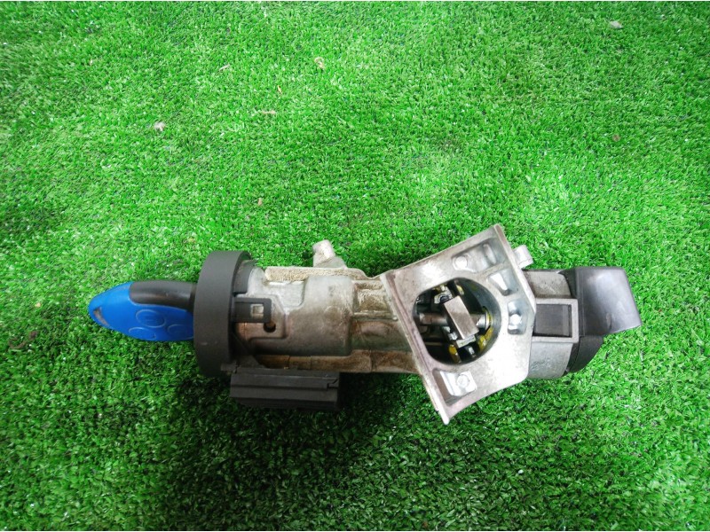 Recambio de conmutador de arranque para ford fiesta (cbk) ambiente referencia OEM IAM 3M5T11572 3M5T11572 3M5T11572