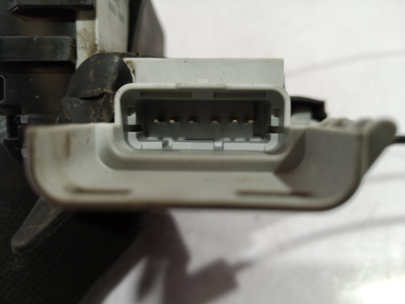 Recambio de cerradura puerta delantera derecha para citroën c4 berlina referencia OEM IAM 45387095 45387095 45387095