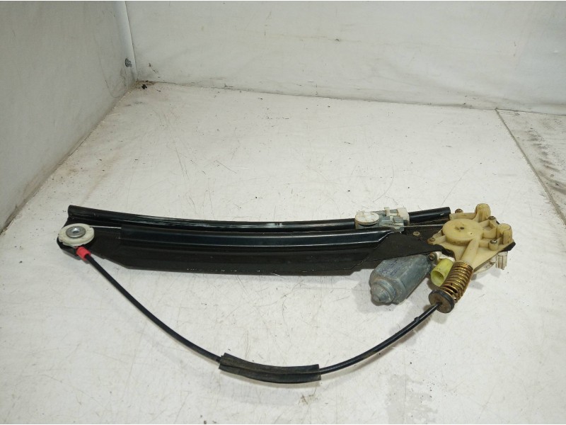 Recambio de elevalunas trasero derecho para bmw serie 5 berlina (e39) 530d referencia OEM IAM E007006001A E007006001A E007006001