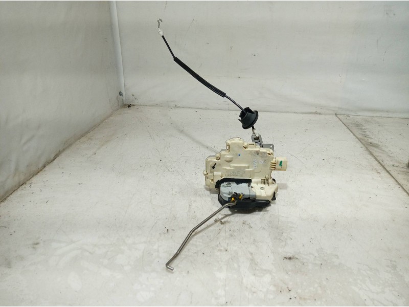 Recambio de cerradura puerta delantera derecha para audi a8 (4e2) referencia OEM IAM   