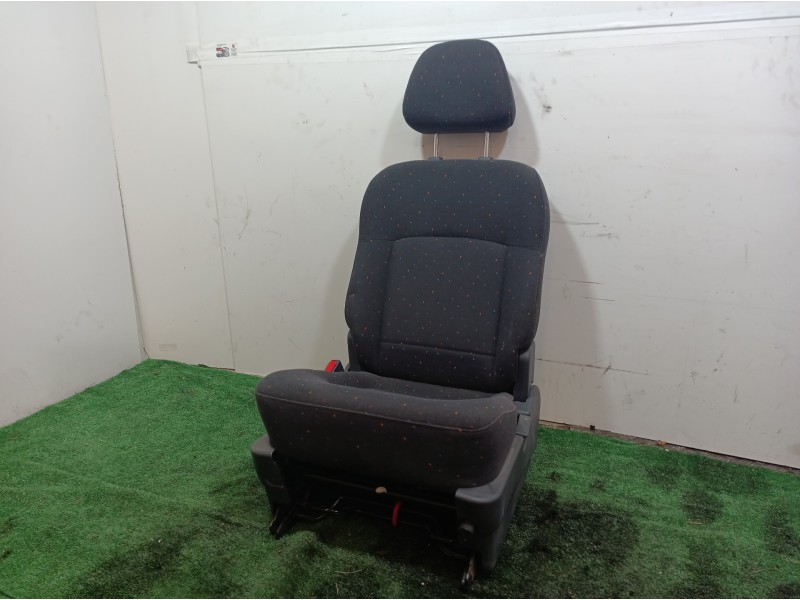 Recambio de asientos trasero izquierdo para hyundai trajet (fo) 2.0 gls referencia OEM IAM   