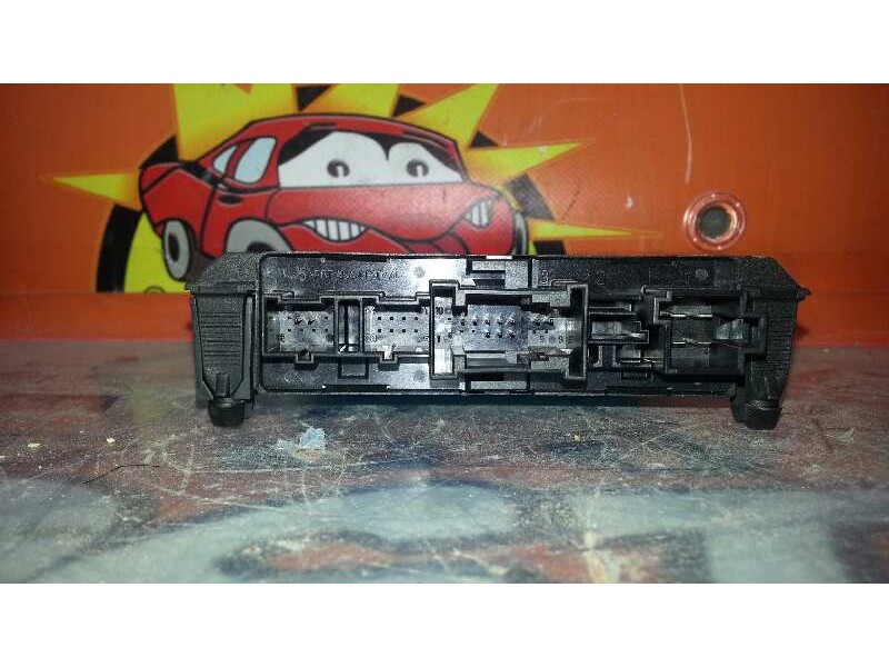 Recambio de centralita cierre para mercedes-benz clase c (w203) berlina 1.8 cat referencia OEM IAM 203820218501  