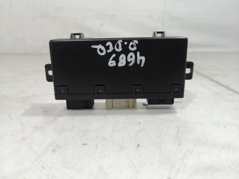 Recambio de modulo confort para bmw serie 5 berlina (e39) 530d referencia OEM IAM 689667 689667 689667