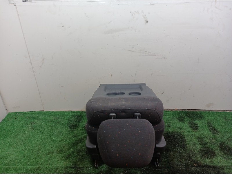 Recambio de asientos trasero izquierdo para hyundai trajet (fo) 2.0 gls referencia OEM IAM   