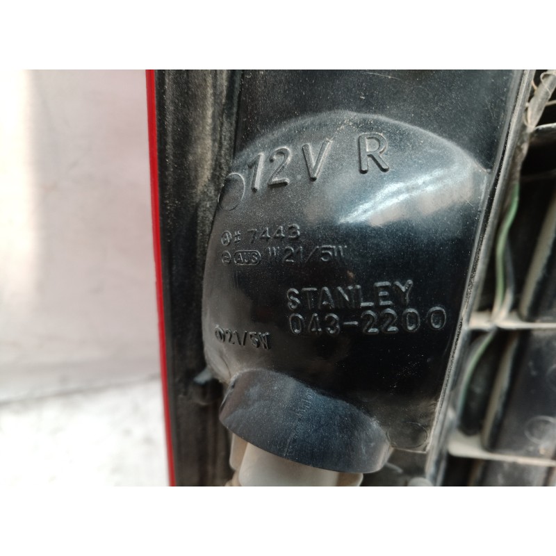 Recambio de piloto trasero derecho para honda cr-v (rd1/3) básico (rd1) referencia OEM IAM 0432200 0432200 0432200