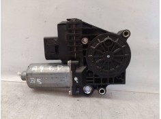 Recambio de motor elevalunas trasero derecho para audi a4 berlina (b5) referencia OEM IAM 2703000526 2703000526 0130821786