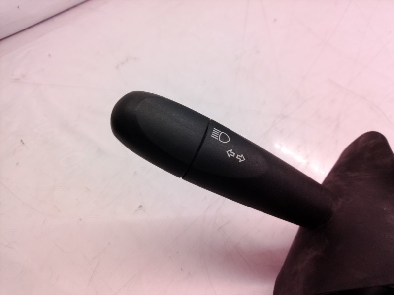 Recambio de mando multifuncion para alfa romeo 166 2.4 jtd distinctive referencia OEM IAM 156018004 156018004 156018004