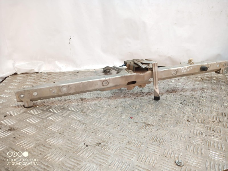 Recambio de panel frontal para honda cr-v (rd8) es referencia OEM IAM   