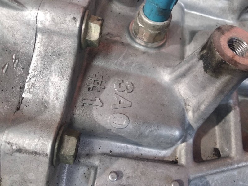 Recambio de caja cambios para hyundai coupe (gk) 2.7 v6 cat referencia OEM IAM 3A0 3A0 3A0