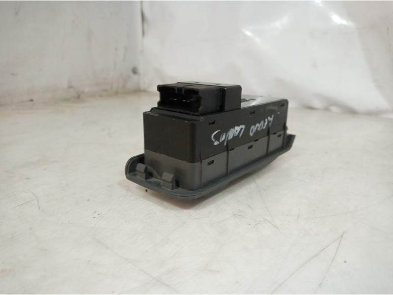 Recambio de mando elevalunas delantero izquierdo para daewoo lanos referencia OEM IAM 96246565 96246565 96246565