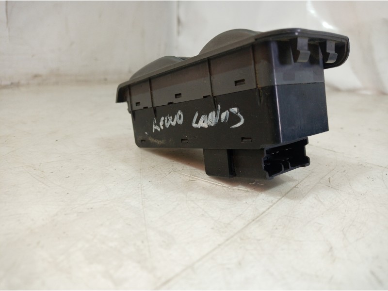 Recambio de mando elevalunas delantero izquierdo para daewoo lanos referencia OEM IAM 96246565 96246565 96246565