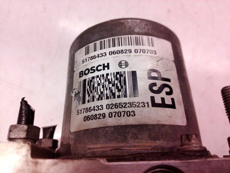 Recambio de abs para fiat grande punto (199) referencia OEM IAM 51786433 51786433 0265950628