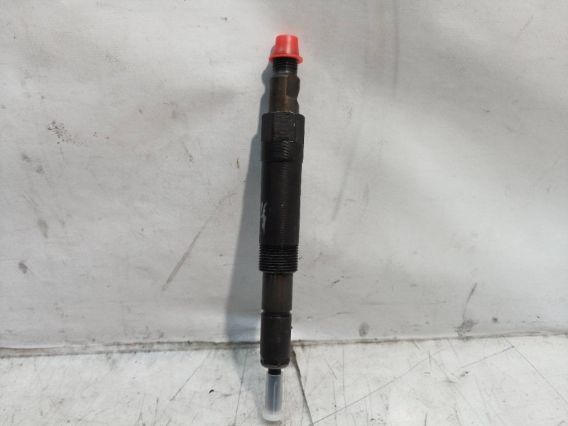 Recambio de inyector para ford mondeo berlina (ge) ambiente referencia OEM IAM 0432133801 0432133801 0432133801