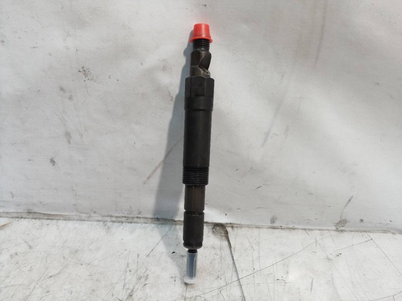 Recambio de inyector para ford mondeo berlina (ge) ambiente referencia OEM IAM 0432133801 0432133801 0432133801
