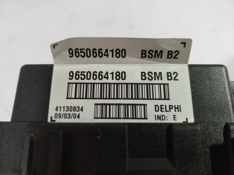 Recambio de caja reles / fusibles para peugeot 307 break / sw (s1) break xr referencia OEM IAM 9650664180 9650664180 9650664180