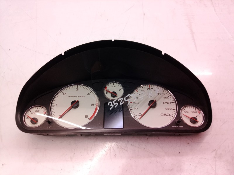 Recambio de cuadro instrumentos para peugeot 407 sport referencia OEM IAM 9658138580 9658138580 9658138580