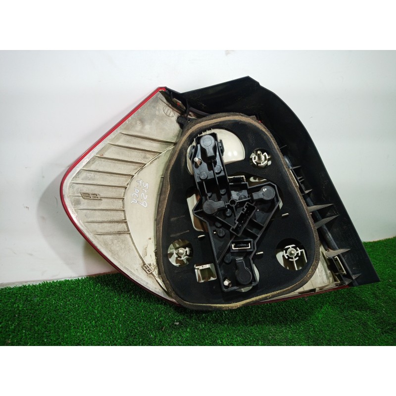 Recambio de piloto trasero derecho para bmw serie 1 berlina (e81/e87) 118d referencia OEM IAM 622450212 622450212 622450212