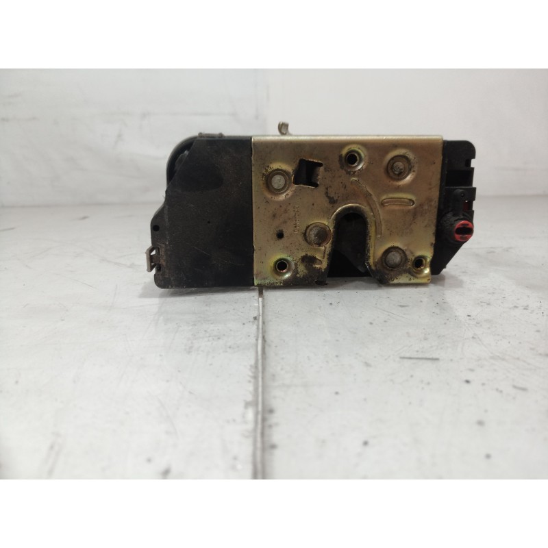 Recambio de cerradura puerta trasera derecha para peugeot 307 break / sw (s1) break xr referencia OEM IAM 9138C0 9138C0 9138C0