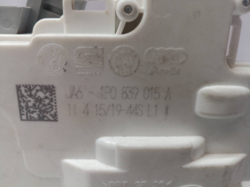 Recambio de cerradura puerta trasera izquierda para seat altea (5p1) reference referencia OEM IAM 1P0839015A 1P0839015A 1P083901