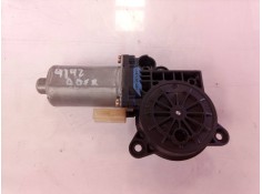 Recambio de motor elevalunas delantero derecho para ford fiesta (cbk) ambiente referencia OEM IAM 0130821939 0130821939 01308219