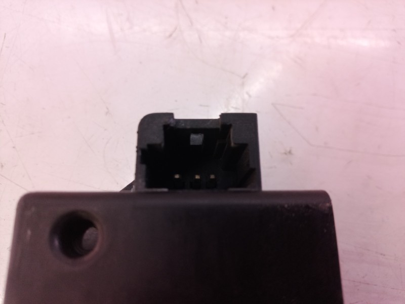 Recambio de cerradura maletero / porton para peugeot 407 sport referencia OEM IAM 9653208080 9653208080 9653208080