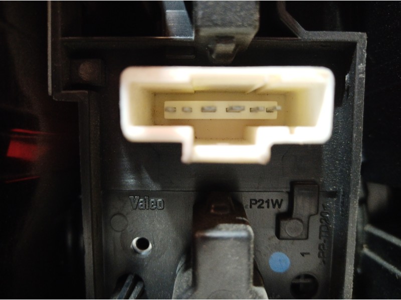 Recambio de piloto trasero derecho para citroën c5 berlina attraction referencia OEM IAM 6351V3 89034070X31 89034070X31