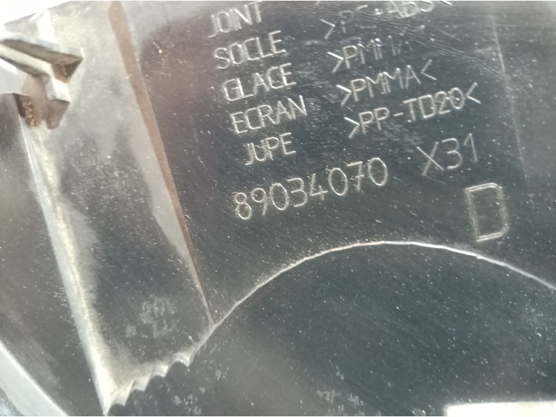 Recambio de piloto trasero derecho para citroën c5 berlina attraction referencia OEM IAM 6351V3 89034070X31 89034070X31