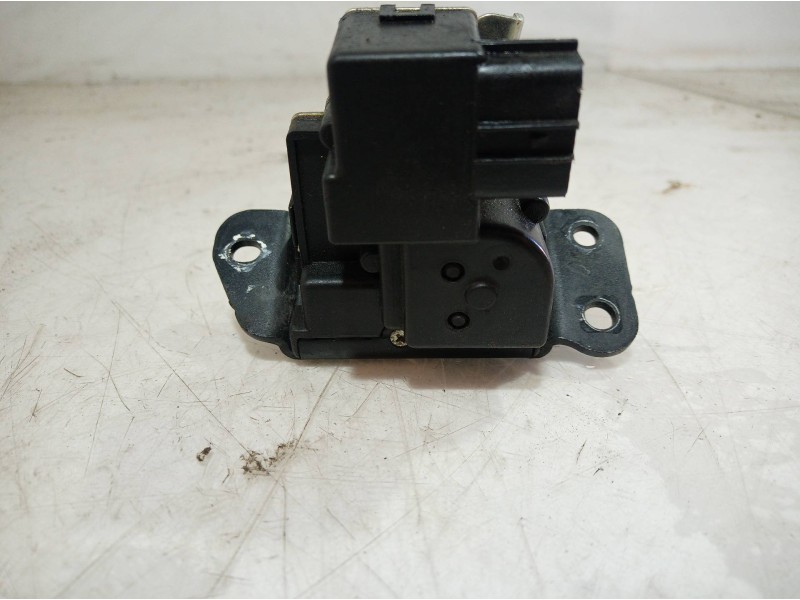 Recambio de cerradura maletero / porton para kia e- soul referencia OEM IAM   