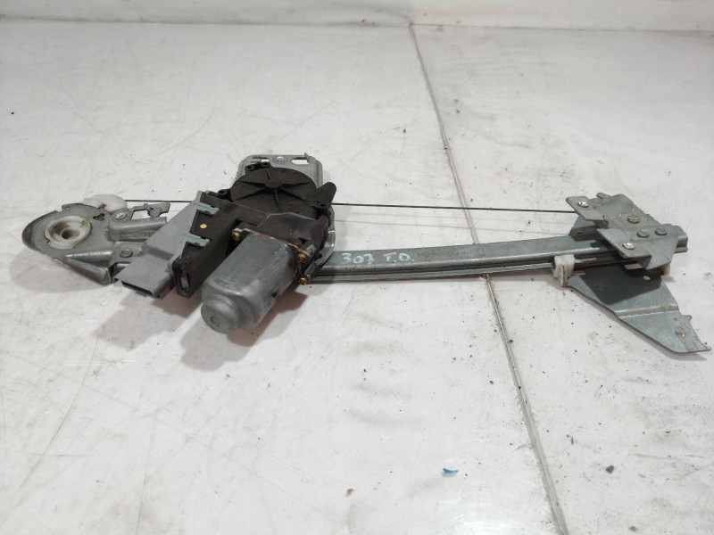 Recambio de elevalunas trasero derecho para peugeot 307 break / sw (s1) break xr referencia OEM IAM 9224A3 9224A3 9224A3