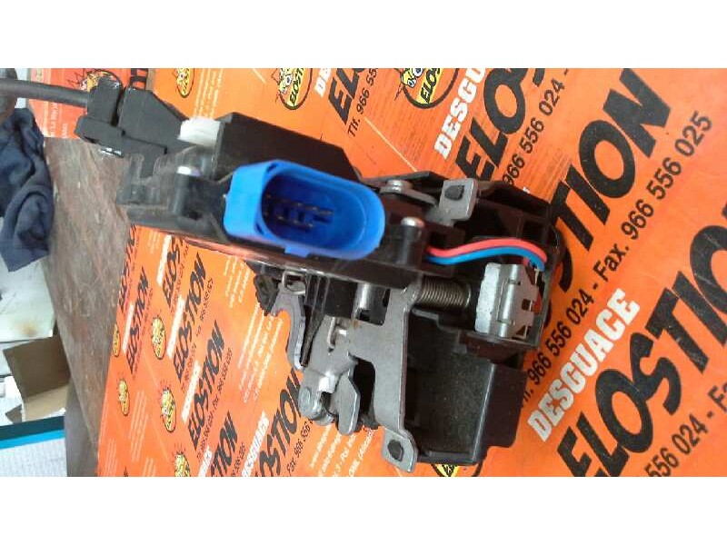 Recambio de cerradura puerta delantera derecha para volkswagen caddy ka/kb (2k) referencia OEM IAM 3D1837016AC 3D1837016AC 3D183