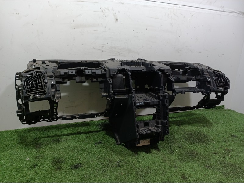 Recambio de salpicadero para mahindra xuv 500 xuv 500 fwd w6 referencia OEM IAM 1801BAA10911N 0112AAW00750N 0112AAW06730N