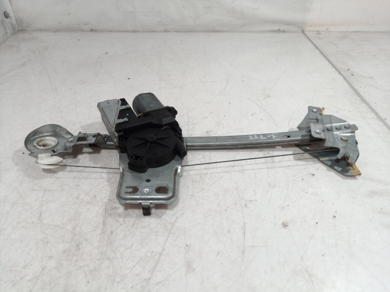 Recambio de elevalunas trasero izquierdo para peugeot 307 break / sw (s1) break xr referencia OEM IAM 922399 922399 922399